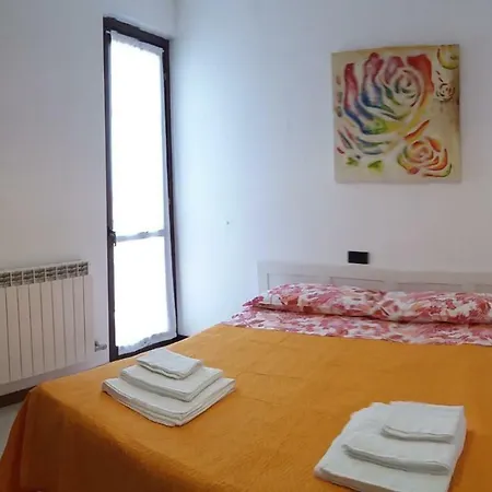 Susy * デセンツァーノ・デル・ガルダ