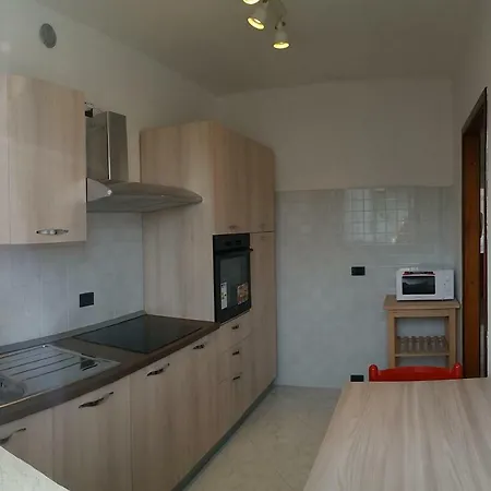 Susy 別荘 デセンツァーノ・デル・ガルダ