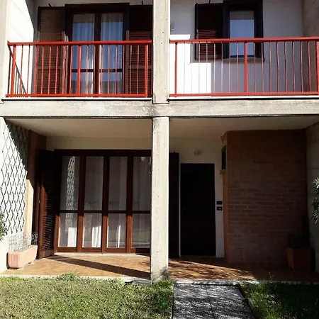 Susy 別荘 デセンツァーノ・デル・ガルダ