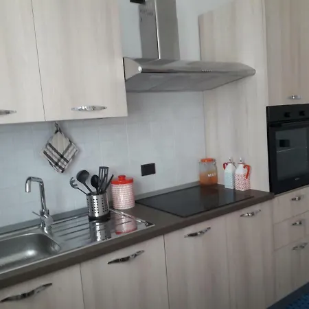 別荘 Susy デセンツァーノ・デル・ガルダ