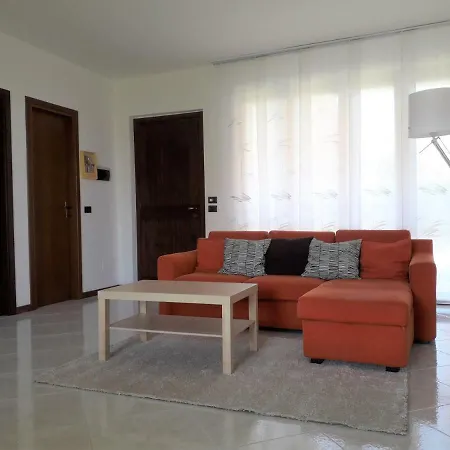 Susy 別荘 デセンツァーノ・デル・ガルダ